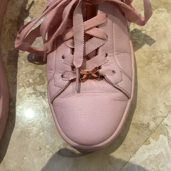 Ted Baker London Astrina Pink Sneakers Lace Up leather ruffle detail size 7.5 - Picture 9 of 11